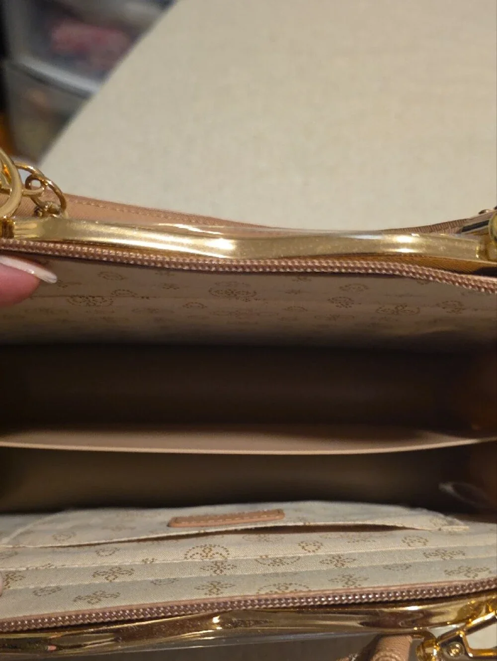Elegant Women’s Top-Handle Crossbody Bag in Taupe